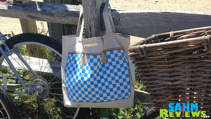 Let your tote bag show some personality! - SahmReviews.com #travel #accessories