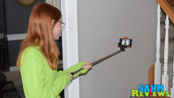 Selfies and videos are easier with the Mpow iSnap "selfie stick". - SahmReviews.com