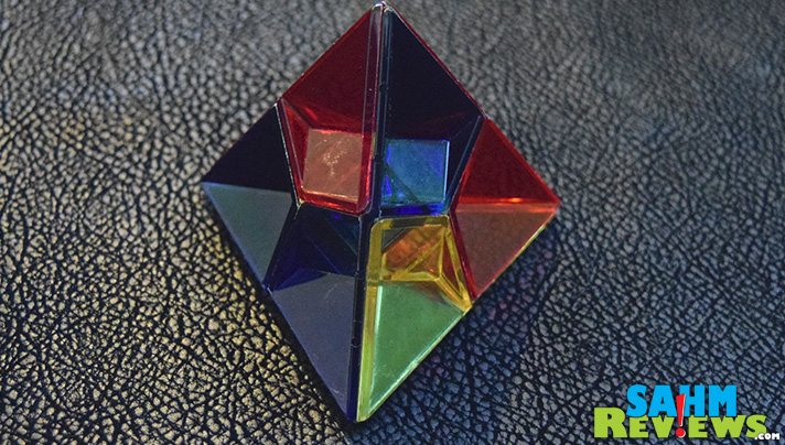 This week's Thrift Treasure is a rather difficult 3D puzzle set from Skor-Mor. This box contains two of the titles from their Star-Art line of geometrics. - SahmReviews.com