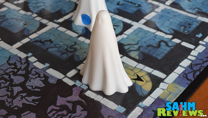 This week's Thrift Treasure game is an 80's classic from Milton Bradley - Ghosts! Get your ghost out the door before your opponent catches you! - SahmReviews.com