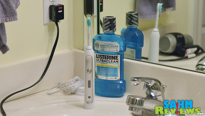 Brush, floss and use a mouthrinse as part of your daily oral care routine. - SahmReviews.com #LISTERINE