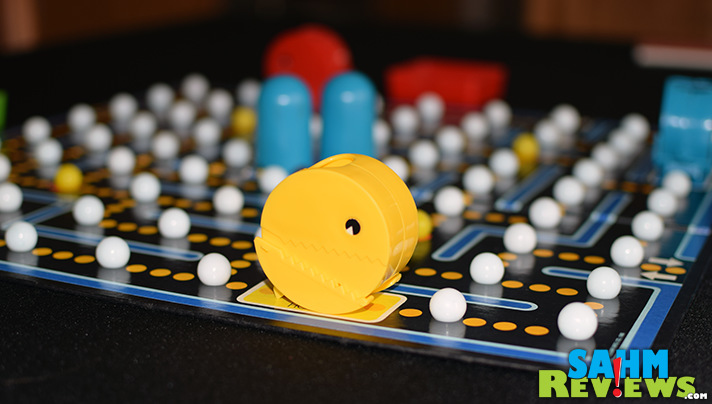 Part of my new collection of video game related board games, we found Pac-Man by Milton Bradley at our local auction house! - SahmReviews.com