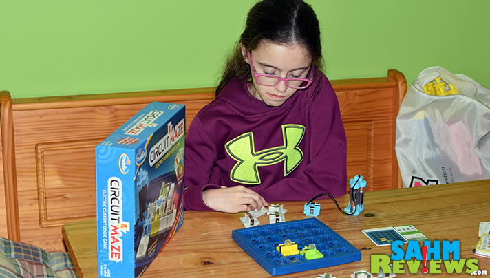We take Circuit Maze by ThinkFun for a spin and find out it just may be the perfect 'game' for the budding electrical engineer in the family! - SahmReviews.com