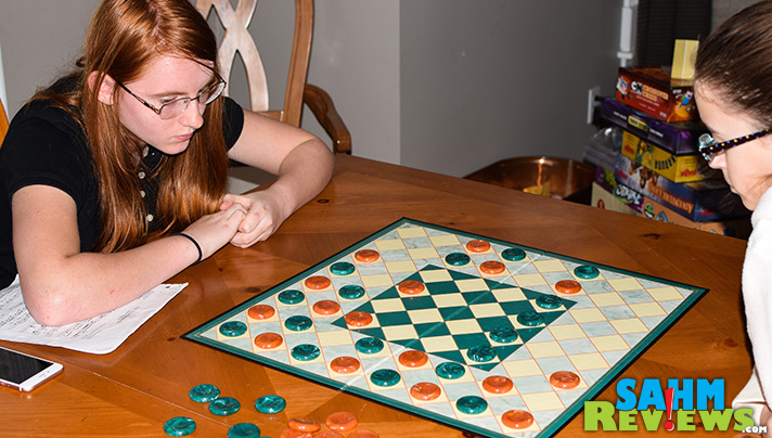 Another abstract game find at our local Goodwill. King's Court, the "Original Game of Supercheckers" is probably one you'll want in your collection. - SahmReviews.com