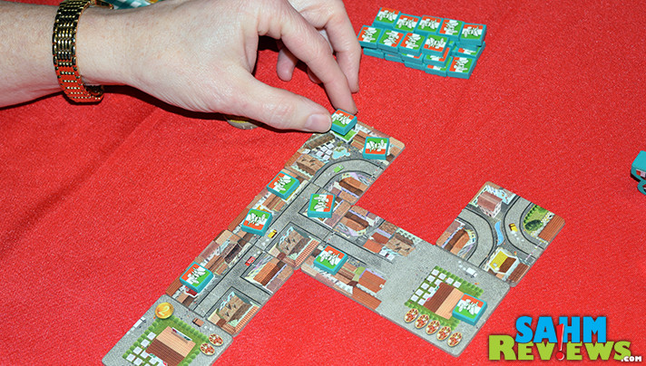 Quined Games is giving the term cardboard pizza a new meaning with Papa Paolo, a strategy board game about delivering pizzas. - SahmReviews.com
