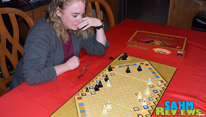 Battle of the Pyramids seems to be a combination of Stratego and Checkers. Find out if this odd mashup works in our latest article about Thrift Treasure finds! - SahmReviews.com