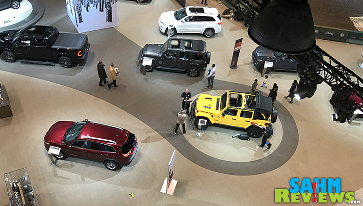 Outdoor life and the environment were trends on display at the 2018 Chicago Auto Show . - SahmReviews.com