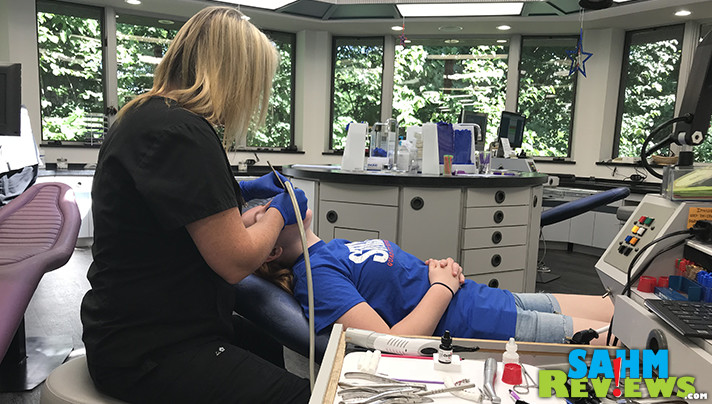 There are a lot of factors that go into selecting an orthodontist. Check out this list of 10 things to consider in the process. - SahmReviews.com